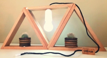 gallery/lamp_driehoek